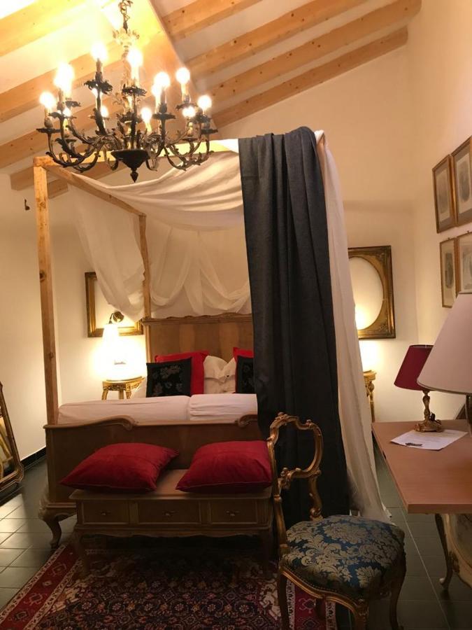 Sanctus Syrus 2 Bed and Breakfast Albenga Eksteriør billede