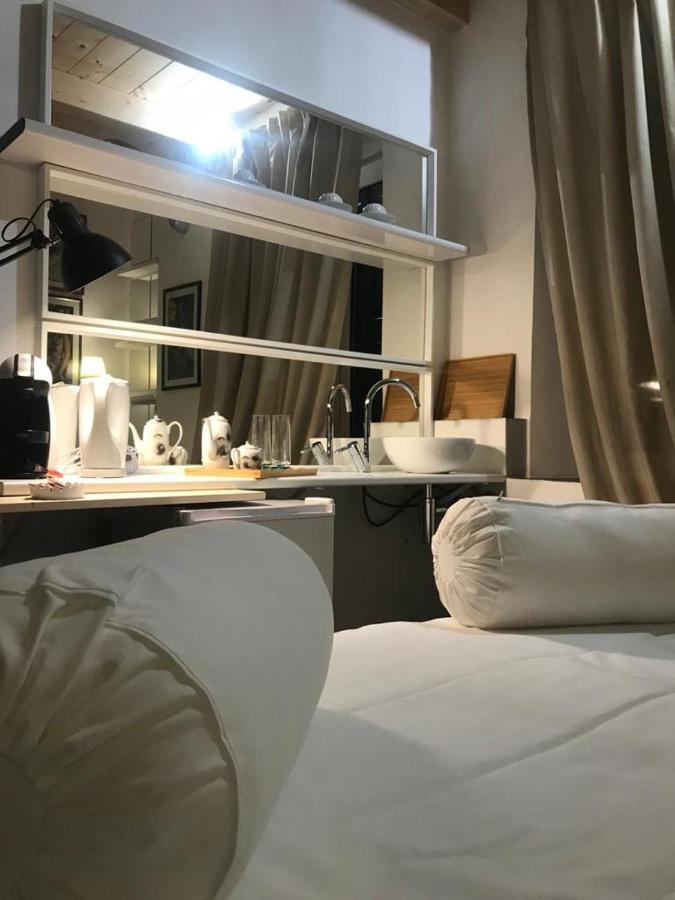 Sanctus Syrus 2 Bed and Breakfast Albenga Eksteriør billede